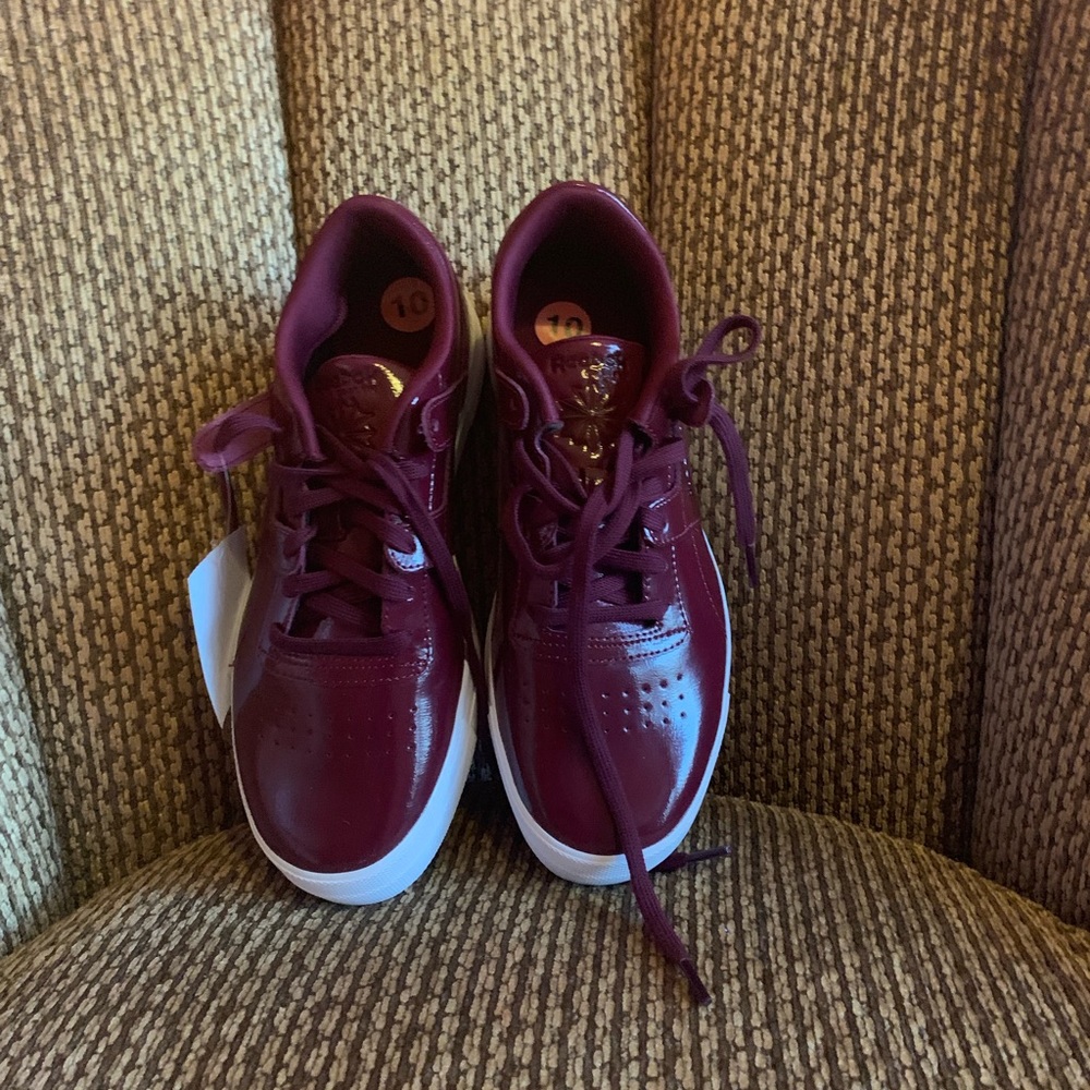 Reebok - Shiny Burgundy Size 10W
